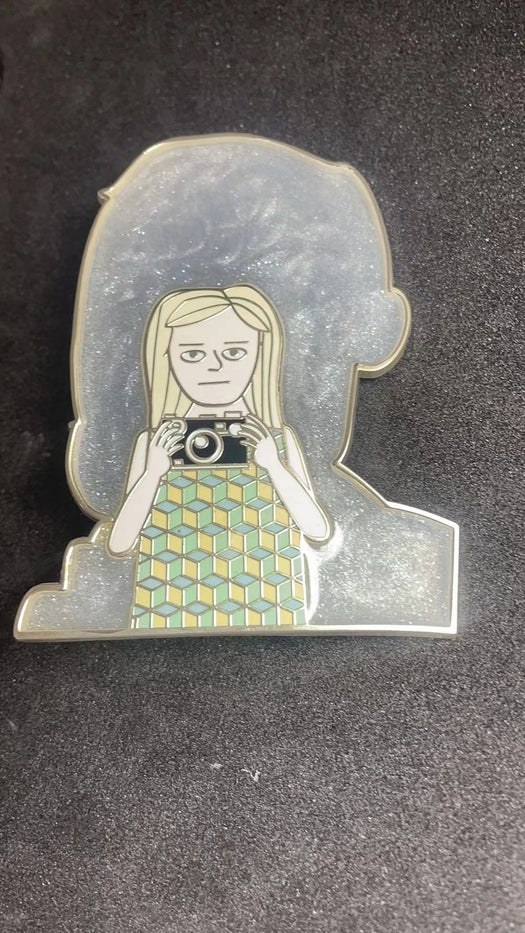 Stunning pearl custom lapel pins for Decor and Souvenirs